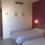 Congra Hotel *